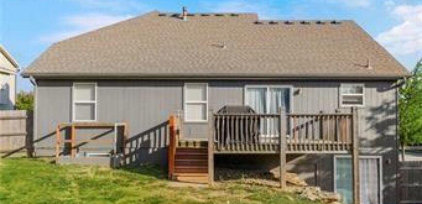 8500 NE 99th Terrace, Kansas City, MO 64157