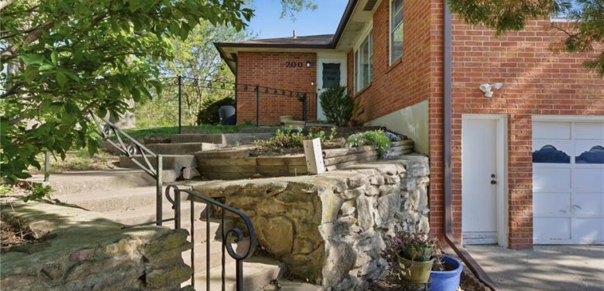 700 Hillcrest Road, Farley, MO 64028