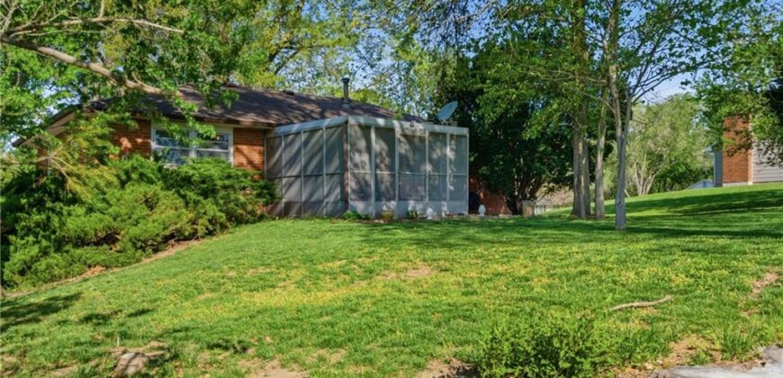 700 Hillcrest Road, Farley, MO 64028