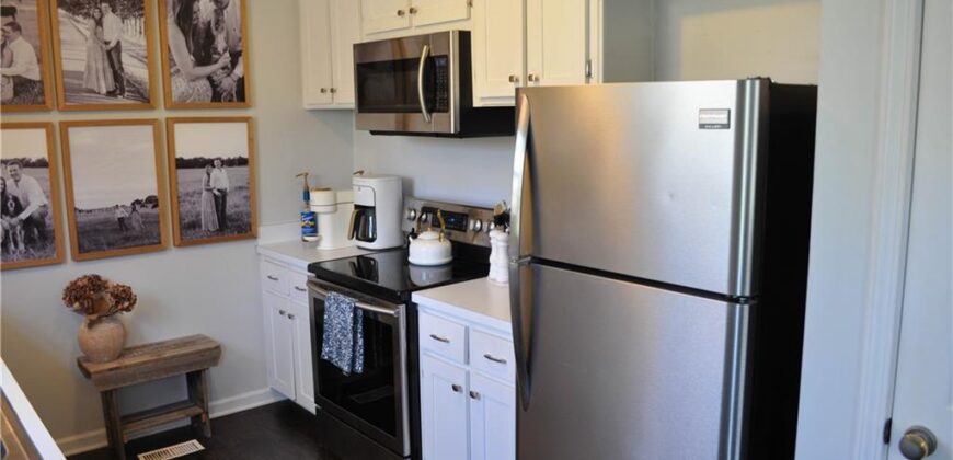 1850 Gates Drive, Platte City, MO 64079