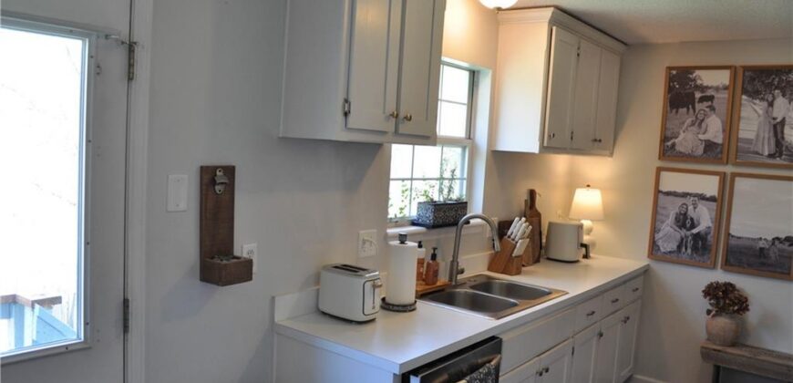 1850 Gates Drive, Platte City, MO 64079