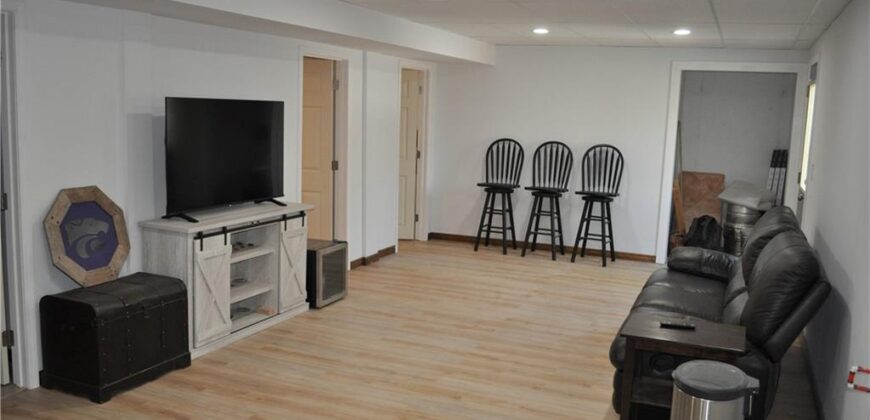 1850 Gates Drive, Platte City, MO 64079