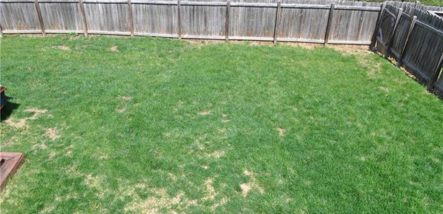 1850 Gates Drive, Platte City, MO 64079