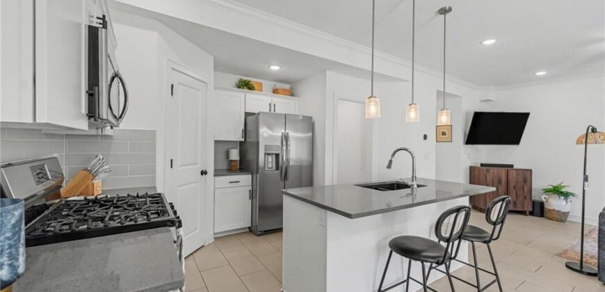 7356 Aaron Street, Parkville, MO 64152