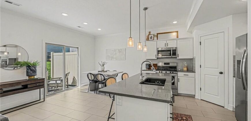 7356 Aaron Street, Parkville, MO 64152