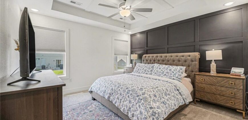 7356 Aaron Street, Parkville, MO 64152