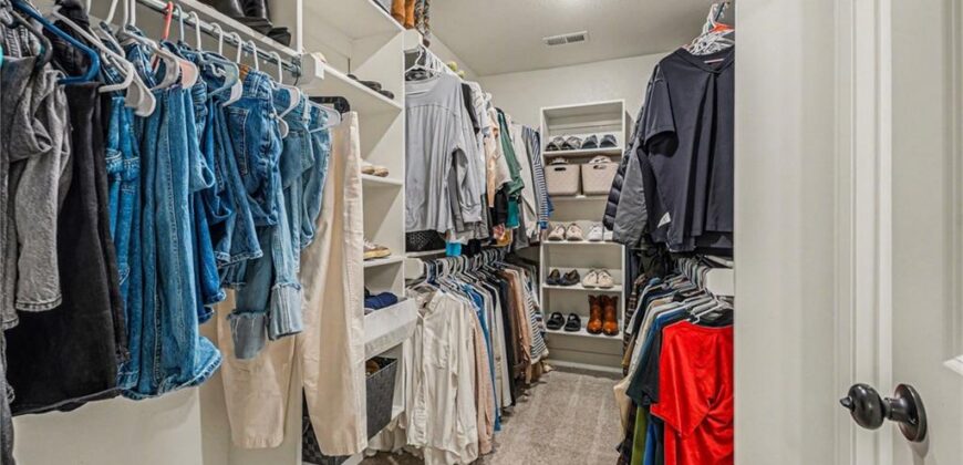 7356 Aaron Street, Parkville, MO 64152