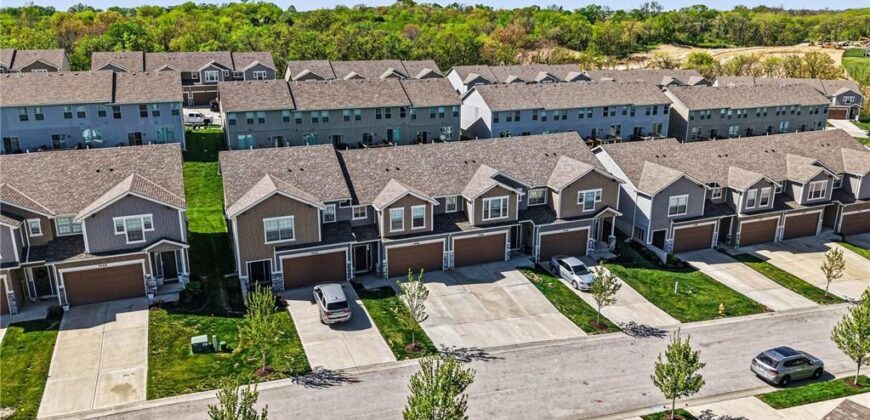 7356 Aaron Street, Parkville, MO 64152