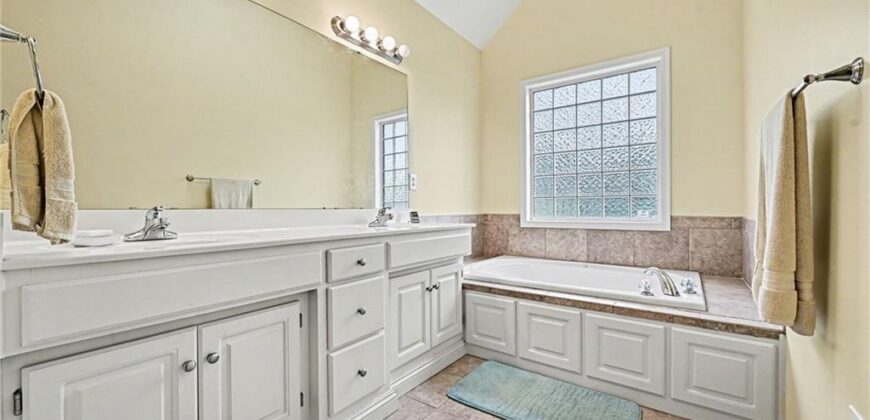 3110 NE 91st Terrace, Kansas City, MO 64156