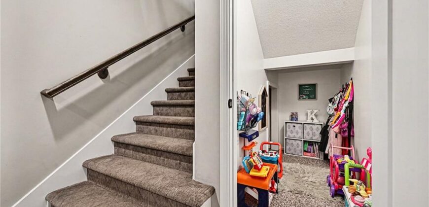 603 Rock Bridge Court, Smithville, MO 64089