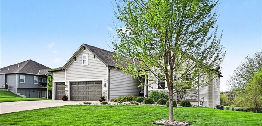 603 Rock Bridge Court, Smithville, MO 64089