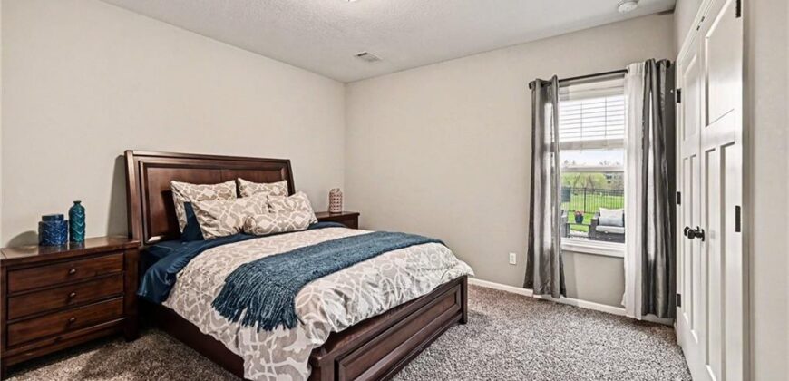 603 Rock Bridge Court, Smithville, MO 64089