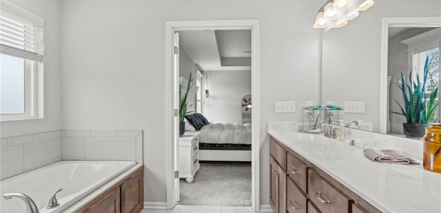 433 Lilly Lane, Liberty, MO 64068