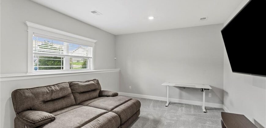 433 Lilly Lane, Liberty, MO 64068