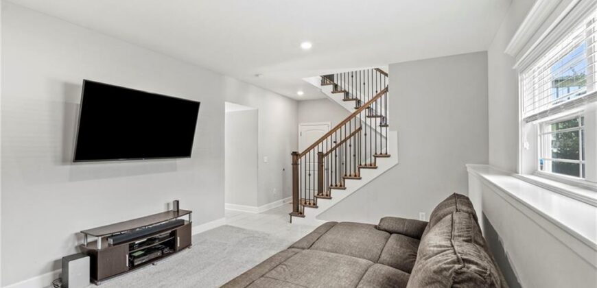 433 Lilly Lane, Liberty, MO 64068