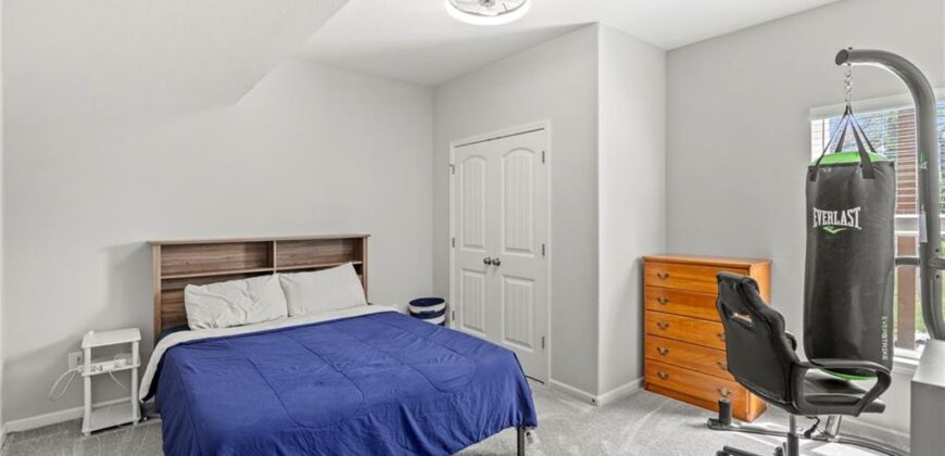 433 Lilly Lane, Liberty, MO 64068