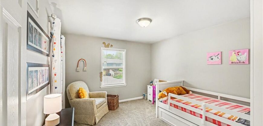 8005 N Harrison Street, Kansas City, MO 64118