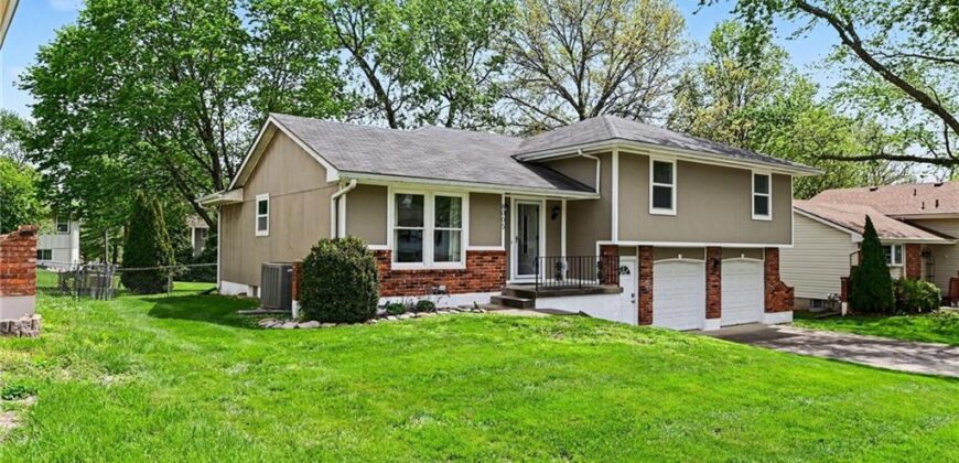 8005 N Harrison Street, Kansas City, MO 64118