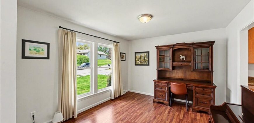 8005 N Harrison Street, Kansas City, MO 64118