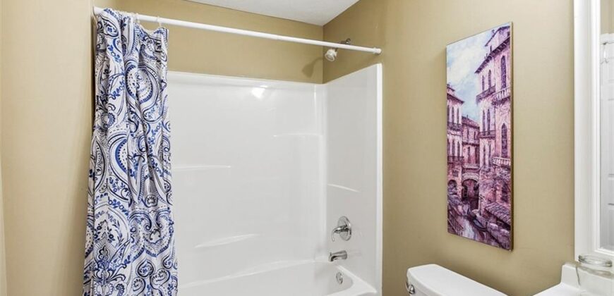 9033 NE 103rd Street, Kansas City, MO 64157