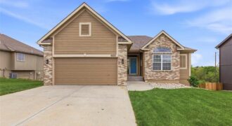 9033 NE 103rd Street, Kansas City, MO 64157