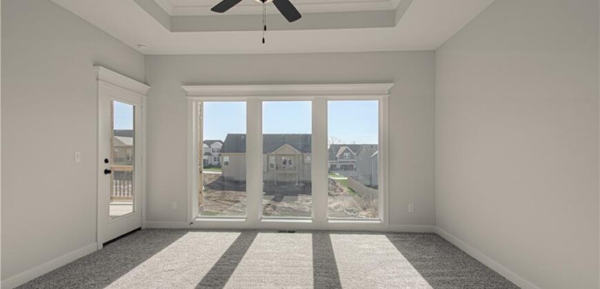 1015 Poplar Lane, Liberty, MO 64068
