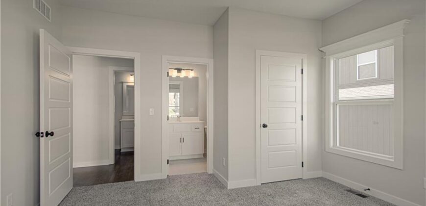 1015 Poplar Lane, Liberty, MO 64068