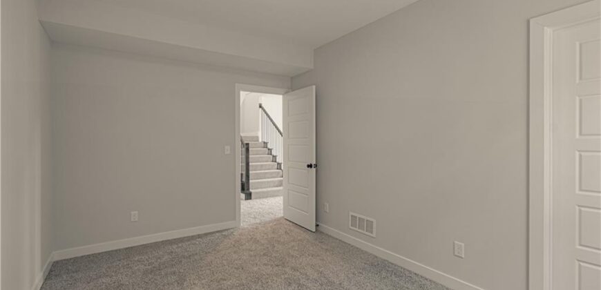 1015 Poplar Lane, Liberty, MO 64068