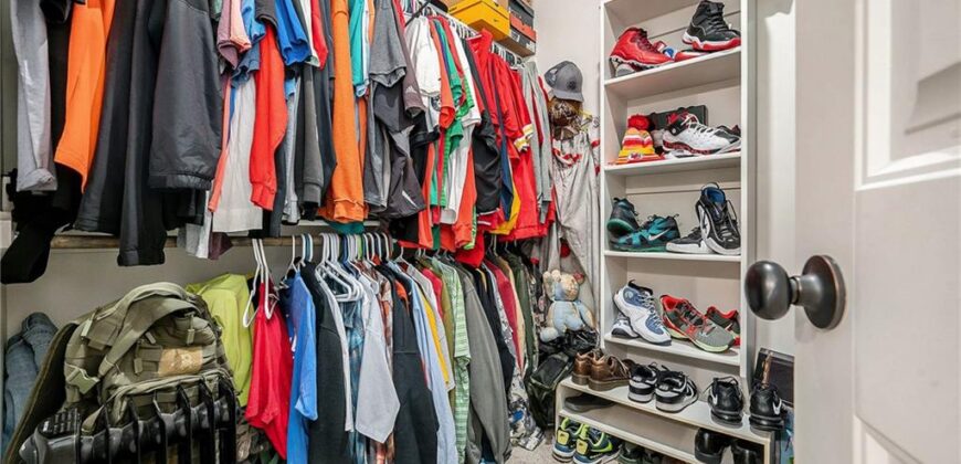 208 S MARIMACK Court, Kearney, MO 64060