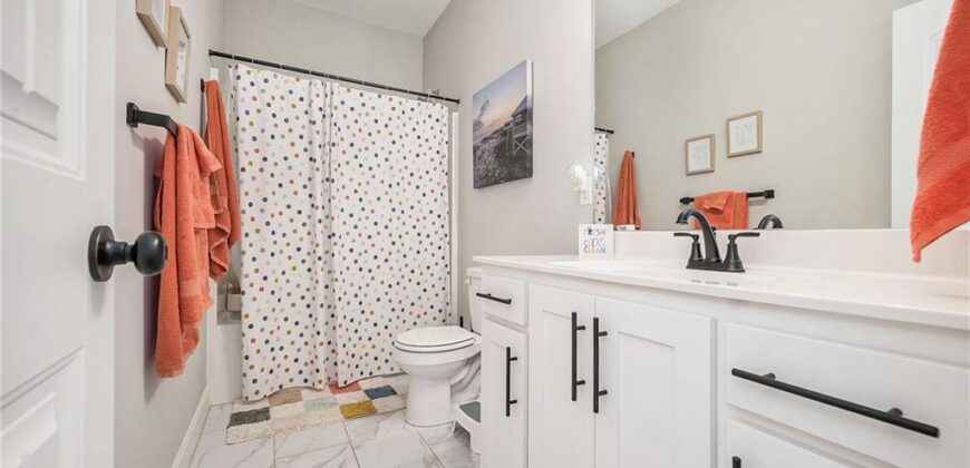 208 S MARIMACK Court, Kearney, MO 64060