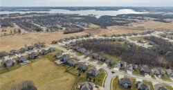 17710 Mission Ridge Drive, Smithville, MO 64089