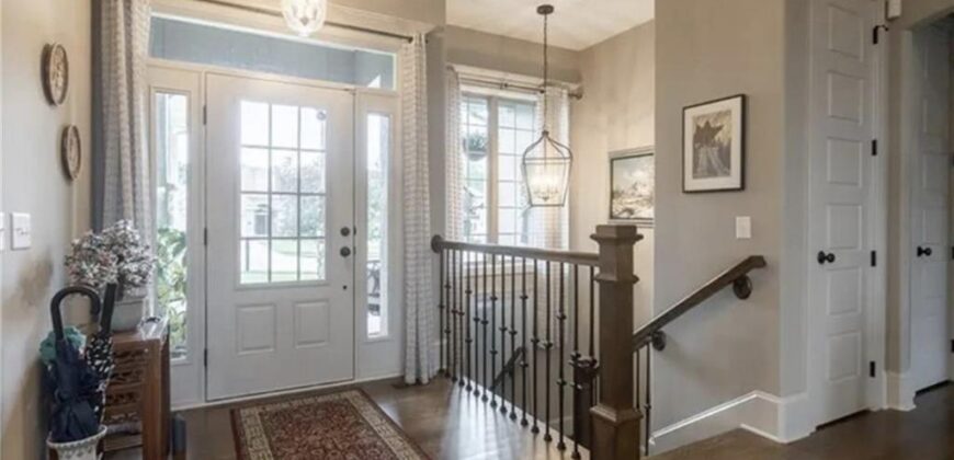17710 Mission Ridge Drive, Smithville, MO 64089