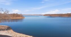 17710 Mission Ridge Drive, Smithville, MO 64089