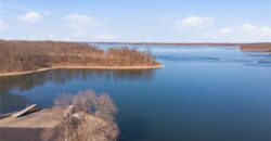 17710 Mission Ridge Drive, Smithville, MO 64089