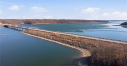 17710 Mission Ridge Drive, Smithville, MO 64089