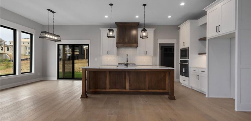 11427 Rye Drive, Kearney, MO 64060