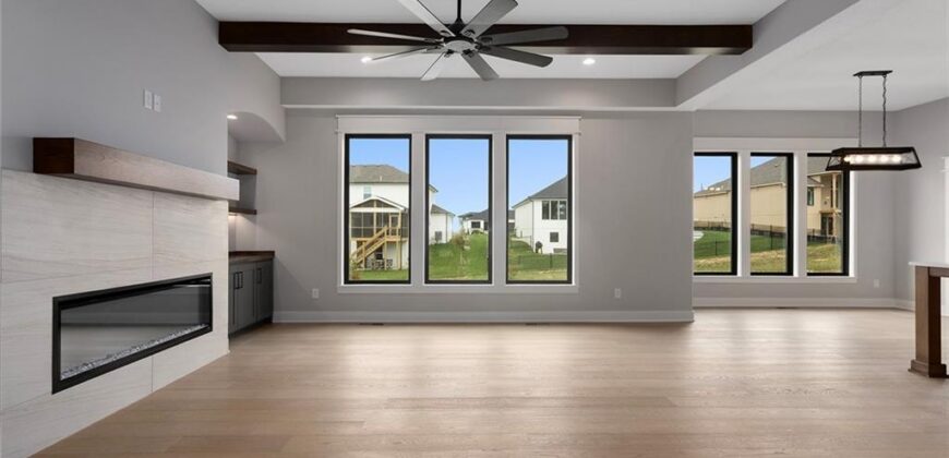 11427 Rye Drive, Kearney, MO 64060