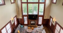 10875 Allen Way, Parkville, MO 64152