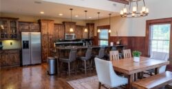 10875 Allen Way, Parkville, MO 64152