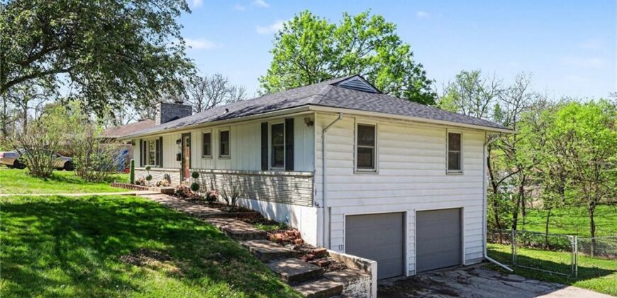 7002 N Baltimore Avenue, Gladstone, MO 64118