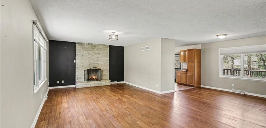 7002 N Baltimore Avenue, Gladstone, MO 64118