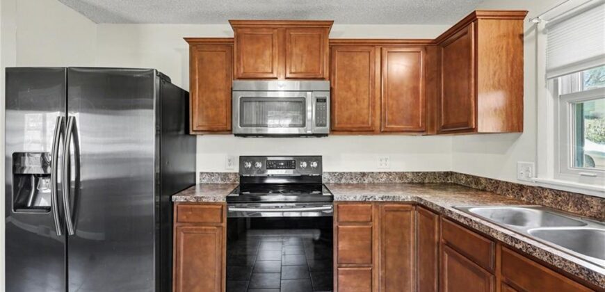 7002 N Baltimore Avenue, Gladstone, MO 64118