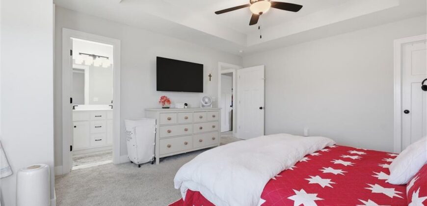 523 NW 110th Street, Kansas City, MO 64155