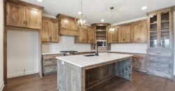 10022 N Oakland Avenue, Kansas City, MO 64157