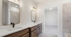 10022 N Oakland Avenue, Kansas City, MO 64157