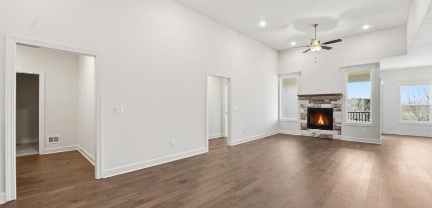 10022 N Oakland Avenue, Kansas City, MO 64157