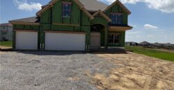 8219 NW 90th Terrace, Kansas City, MO 64153