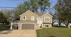 7309 NW Locust Drive, Kansas City, MO 64152