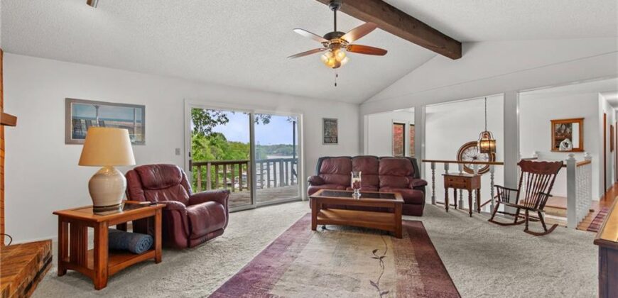 7610 NW Westside Drive, Weatherby Lake, MO 64152