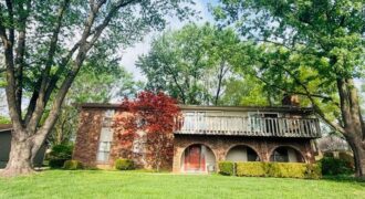 7610 NW Westside Drive, Weatherby Lake, MO 64152